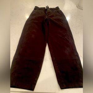 Everlane The Utility Barrel Pant - 0 Regular, Black